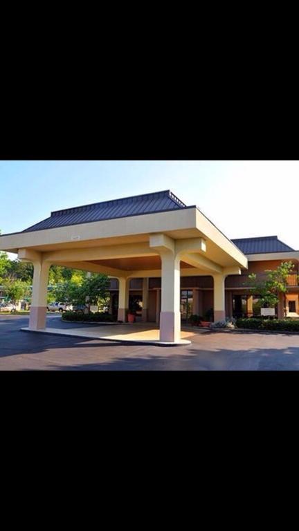 Grenada Inn Exterior photo